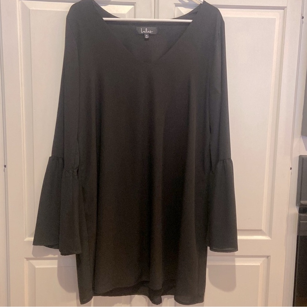 Lulu's Classic Black Dress
